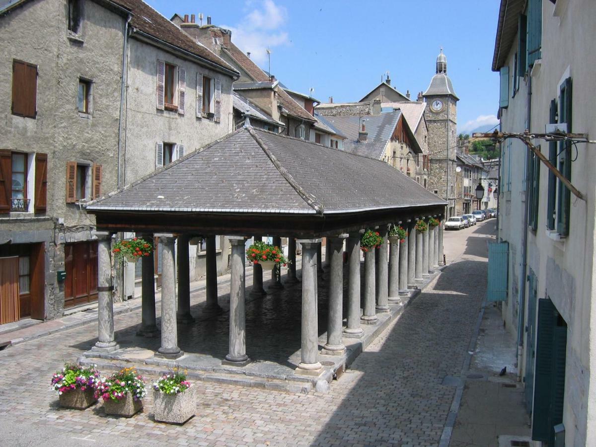 Studio Des Alpes La Mure  Exteriör bild